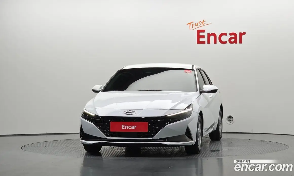 Hyundai Avante 2020 1.6 автомат (гидро), фото 3