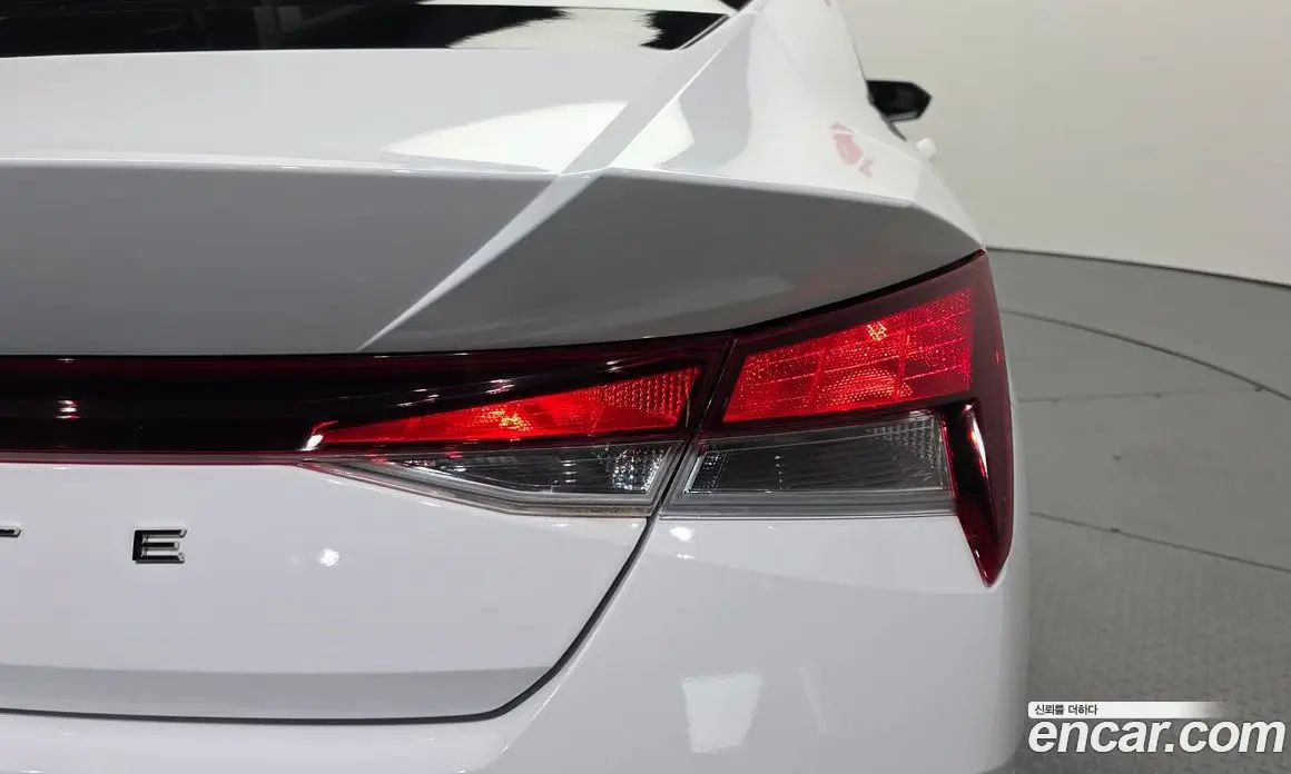 Hyundai Avante 2020 1.6 автомат (гидро), фото 9