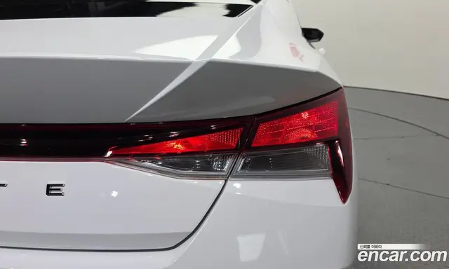 Hyundai Avante 2020 1.6 автомат (гидро), миниатюра 9