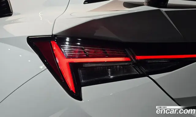 Hyundai Avante 2021 2.0 автомат (гидро), миниатюра 9