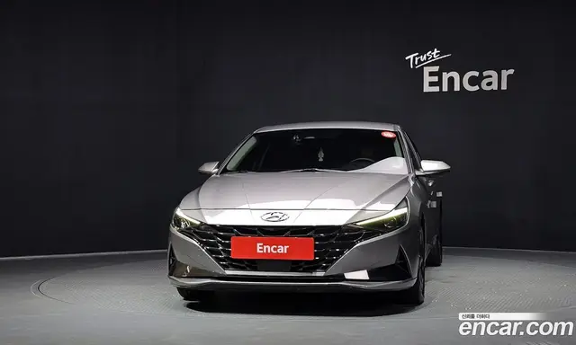 Hyundai Avante 2022 1.6 автомат (гидро), миниатюра 3