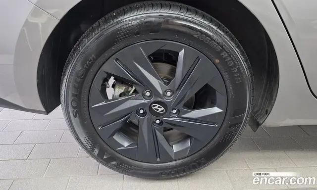 Hyundai Avante 2022 1.6 автомат (гидро), миниатюра 5