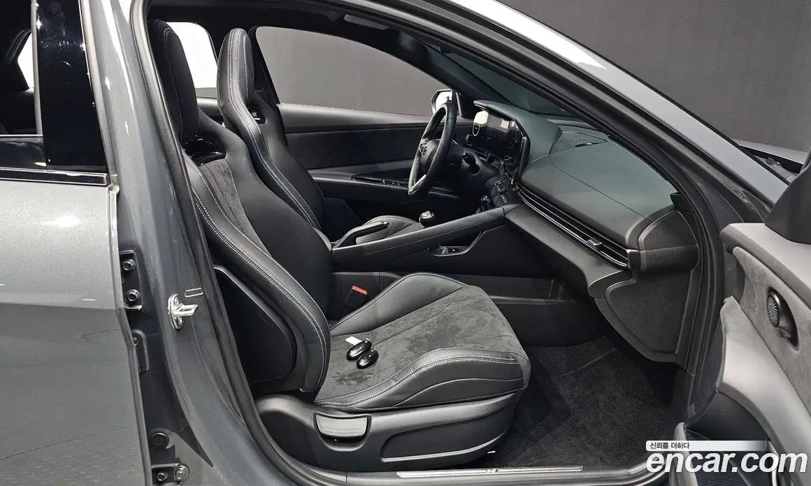 Hyundai Avante 2024 2.0 механика, фото 15