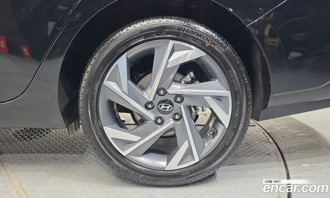 Hyundai Avante 2025 1.6 автомат (гидро), фото 6