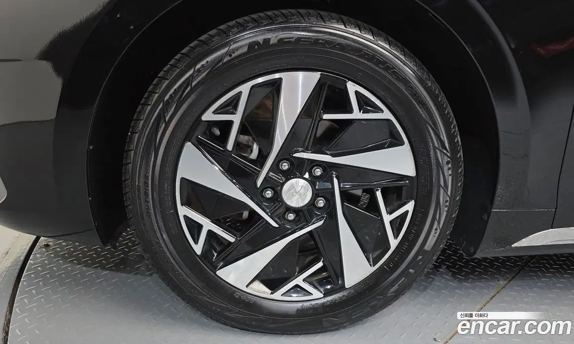 Hyundai Grandeur 2021 2.4 автомат (гидро), фото 5