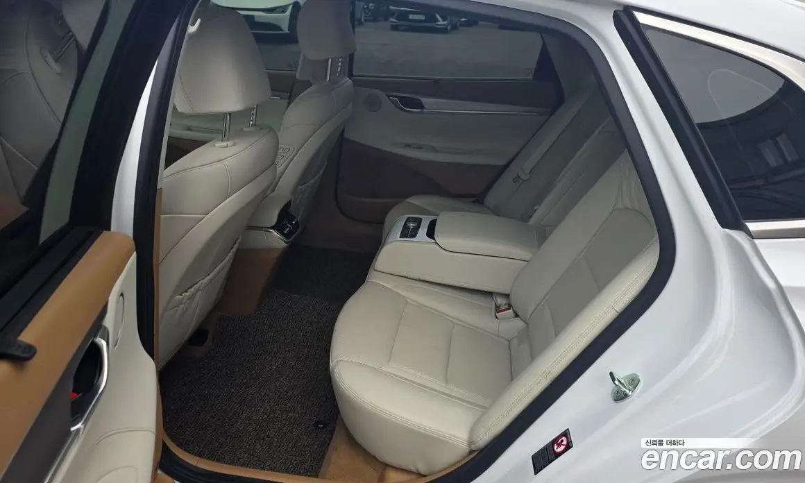 Hyundai Grandeur 2022 2.4 автомат (гидро), фото 8
