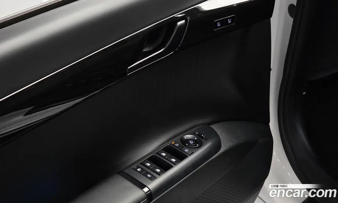 Hyundai Grandeur 2023 3.5 автомат (гидро), фото 16