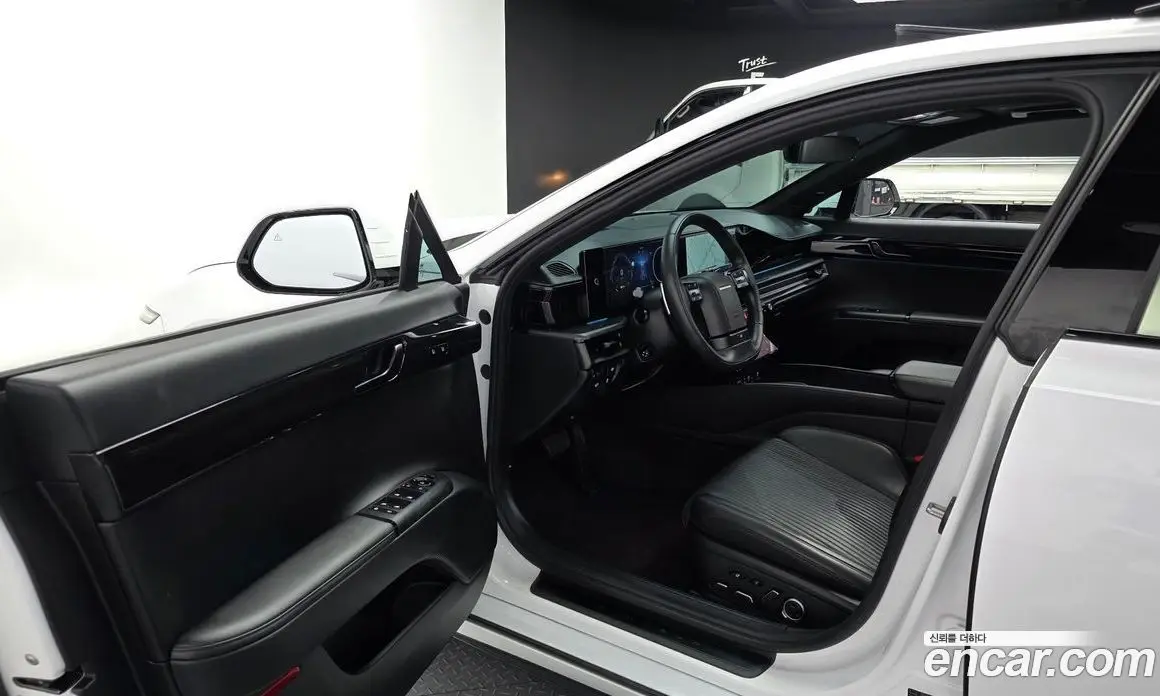 Hyundai Grandeur 2023 3.5 автомат (гидро), фото 10