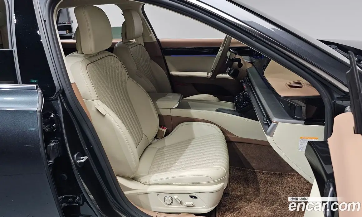 Hyundai Grandeur 2024 1.6 автомат (гидро), фото 15