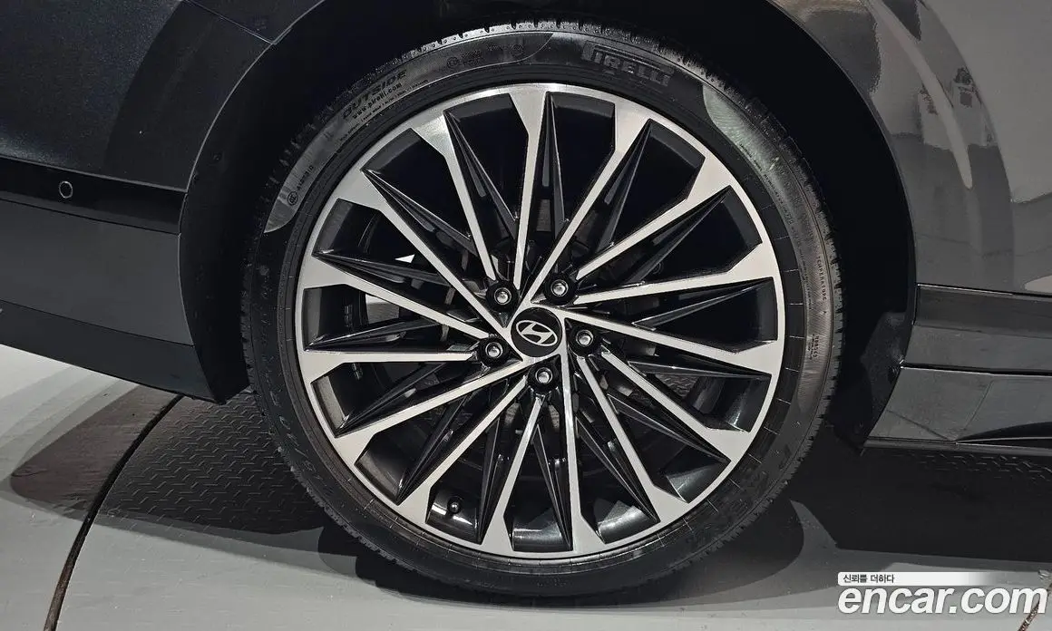 Hyundai Grandeur 2024 1.6 автомат (гидро), фото 6