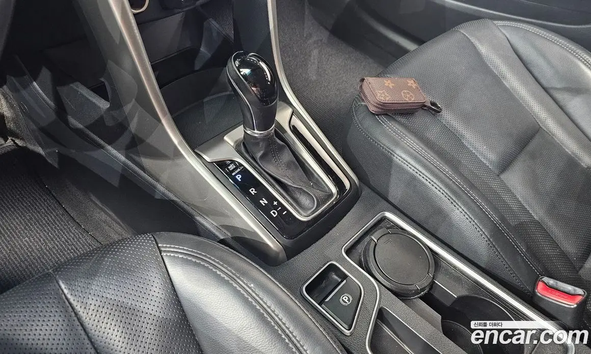 Hyundai i30 2016 1.6 автомат (гидро), фото 11