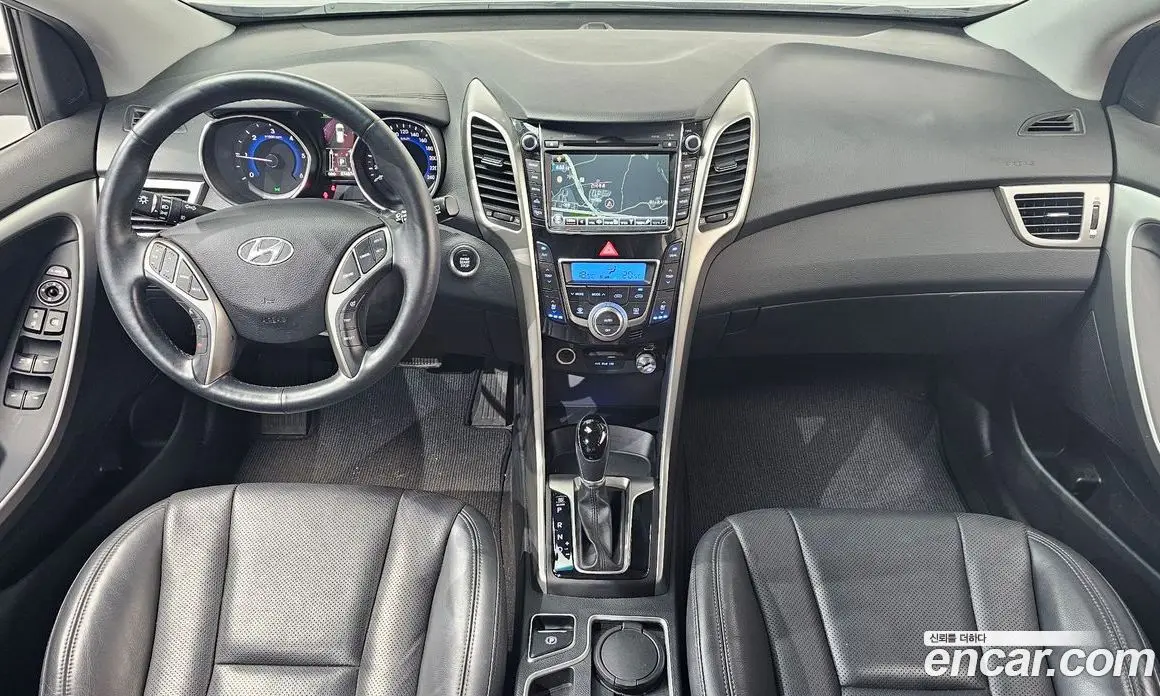 Hyundai i30 2016 1.6 автомат (гидро), фото 9