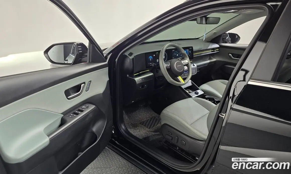 Hyundai Kona 2024 1.6 автомат (гидро), фото 12