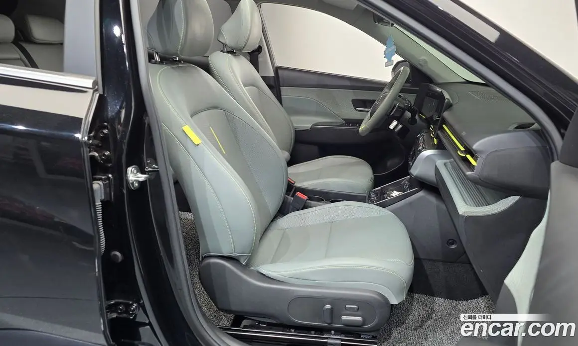 Hyundai Kona 2024 1.6 автомат (гидро), фото 15