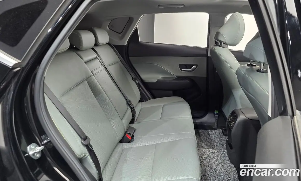 Hyundai Kona 2024 1.6 автомат (гидро), фото 16