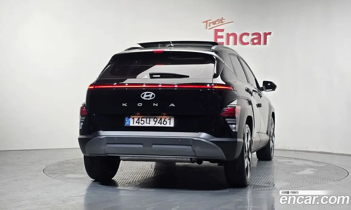 Hyundai Kona 2024 1.6 автомат (гидро), фото 3