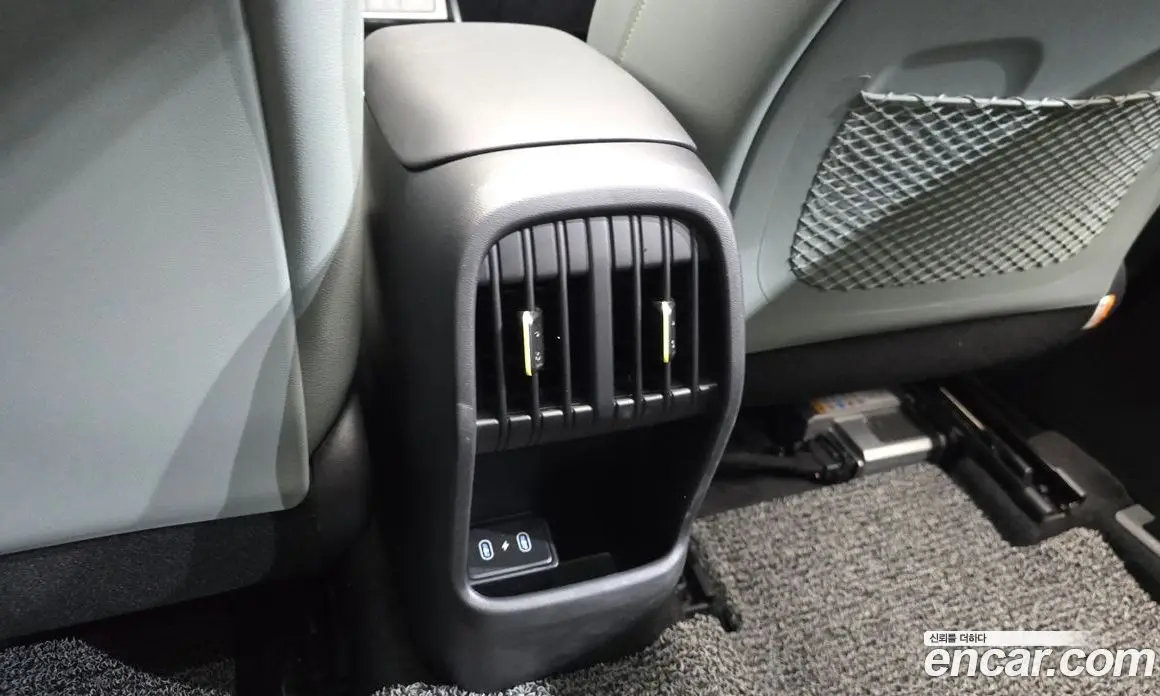 Hyundai Kona 2024 1.6 автомат (гидро), фото 28