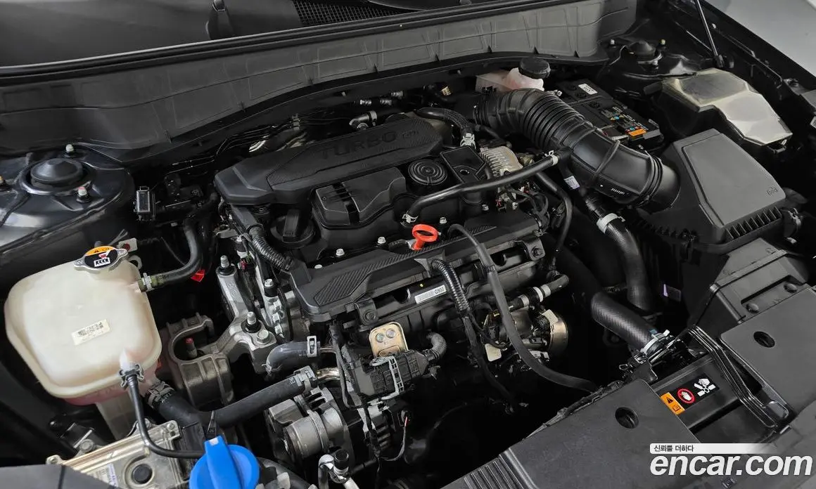 Hyundai Kona 2024 1.6 автомат (гидро), фото 5
