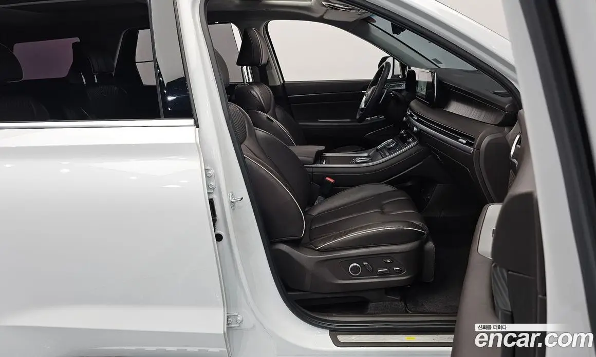 Hyundai Palisade 2023 3.8 автомат (гидро), фото 16