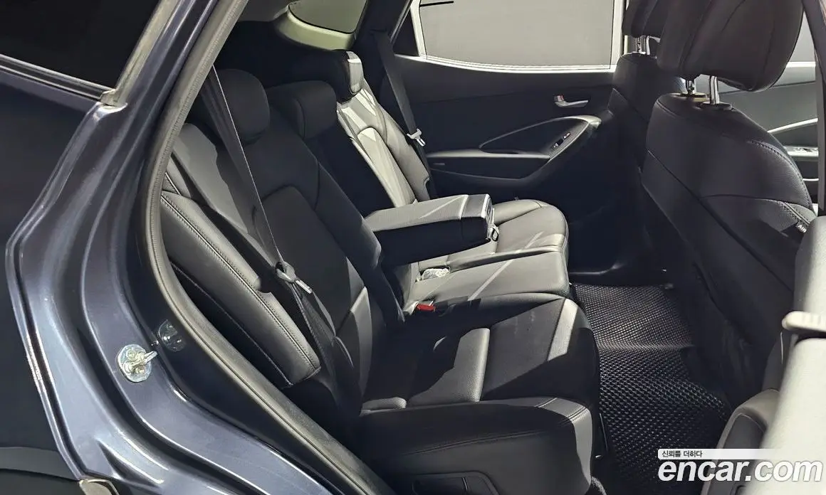 Hyundai Santa Fe 2015 2.0 автомат (гидро), фото 12 Hyundai Santa Fe 2015 2.0 автомат (гидро), фото 12