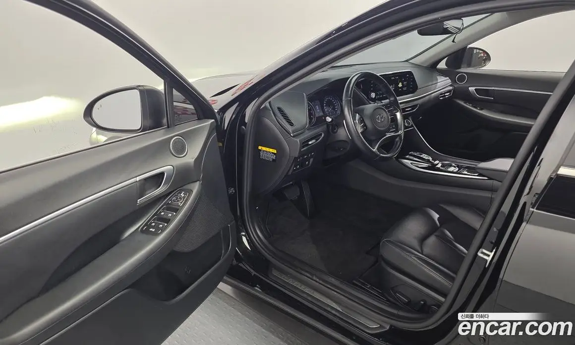 Hyundai Sonata 2019 2.0 автомат (гидро), фото 13