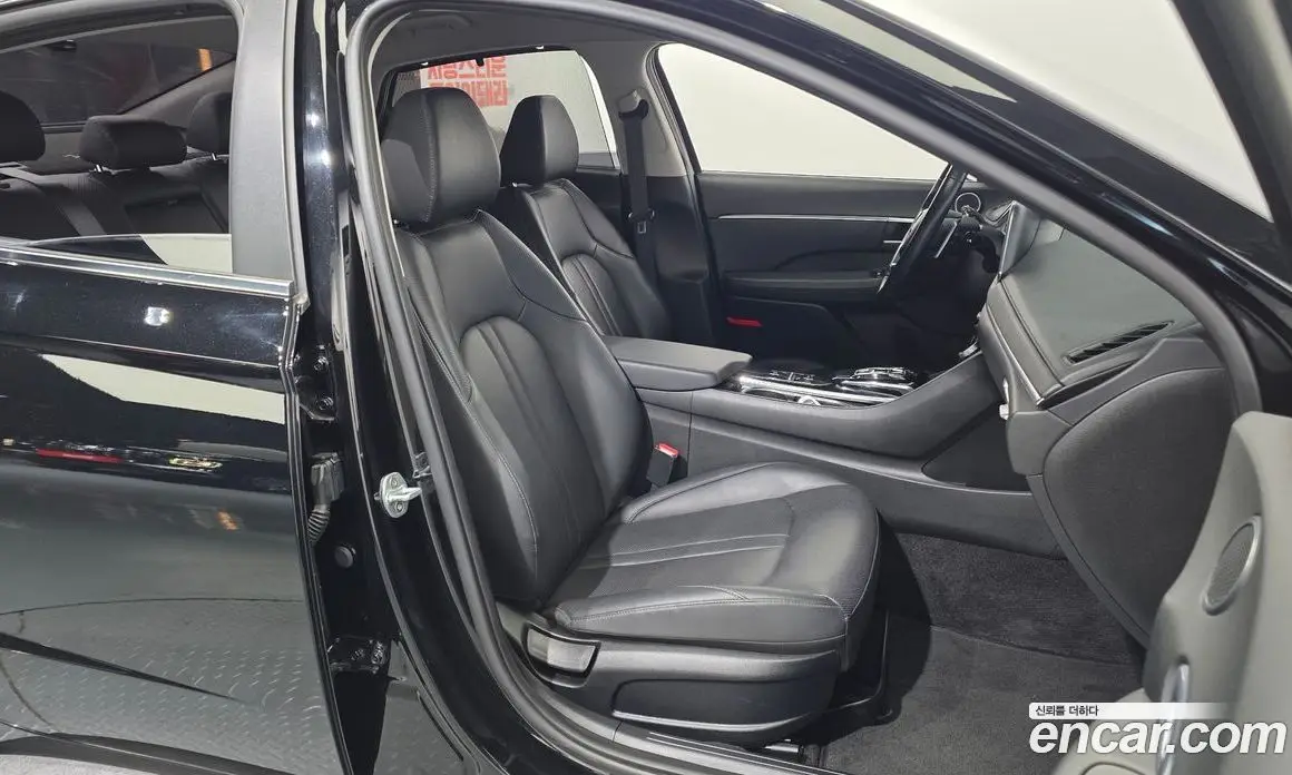 Hyundai Sonata 2019 2.0 автомат (гидро), фото 16