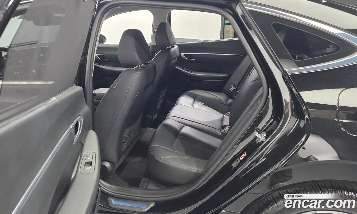 Hyundai Sonata 2019 2.0 автомат (гидро), фото 17