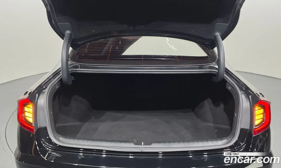 Hyundai Sonata 2019 2.0 автомат (гидро), фото 25