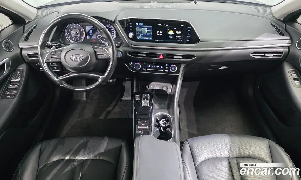 Hyundai Sonata 2019 2.0 автомат (гидро), фото 10