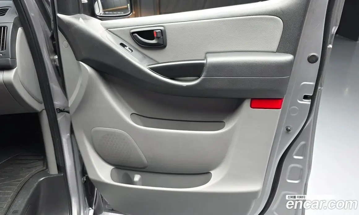 Hyundai Starex 2021 2.5 автомат (гидро), фото 14