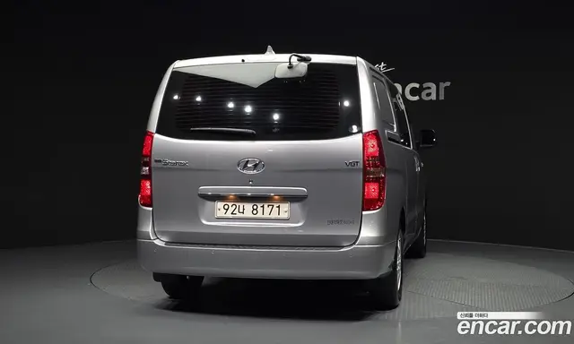 Hyundai Starex 2021 2.5 автомат (гидро), миниатюра 4