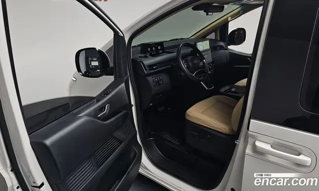 Hyundai Staria 2025 2.2 автомат (гидро), миниатюра 12