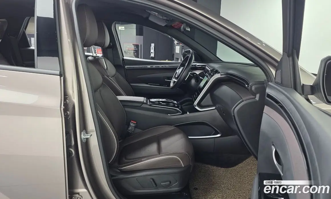 Hyundai Tucson 2023 1.6 автомат (гидро), фото 16