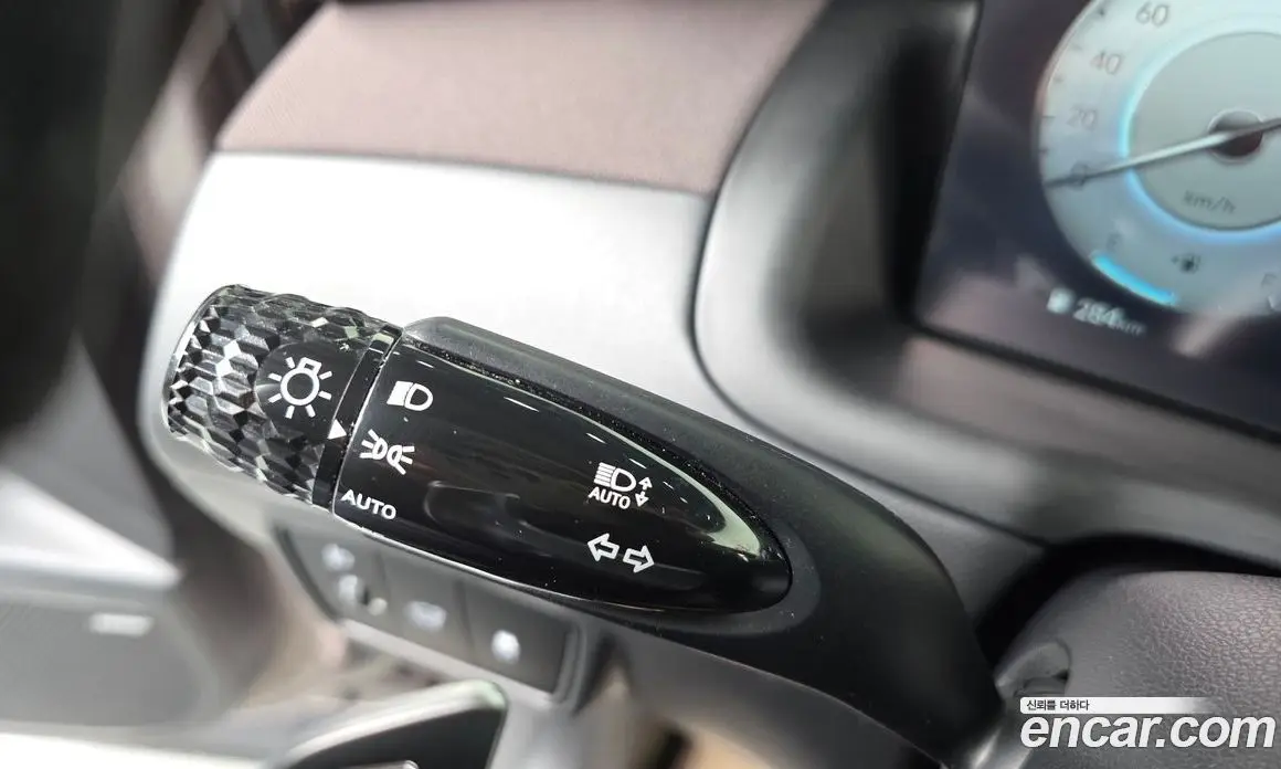Hyundai Tucson 2023 1.6 автомат (гидро), фото 28