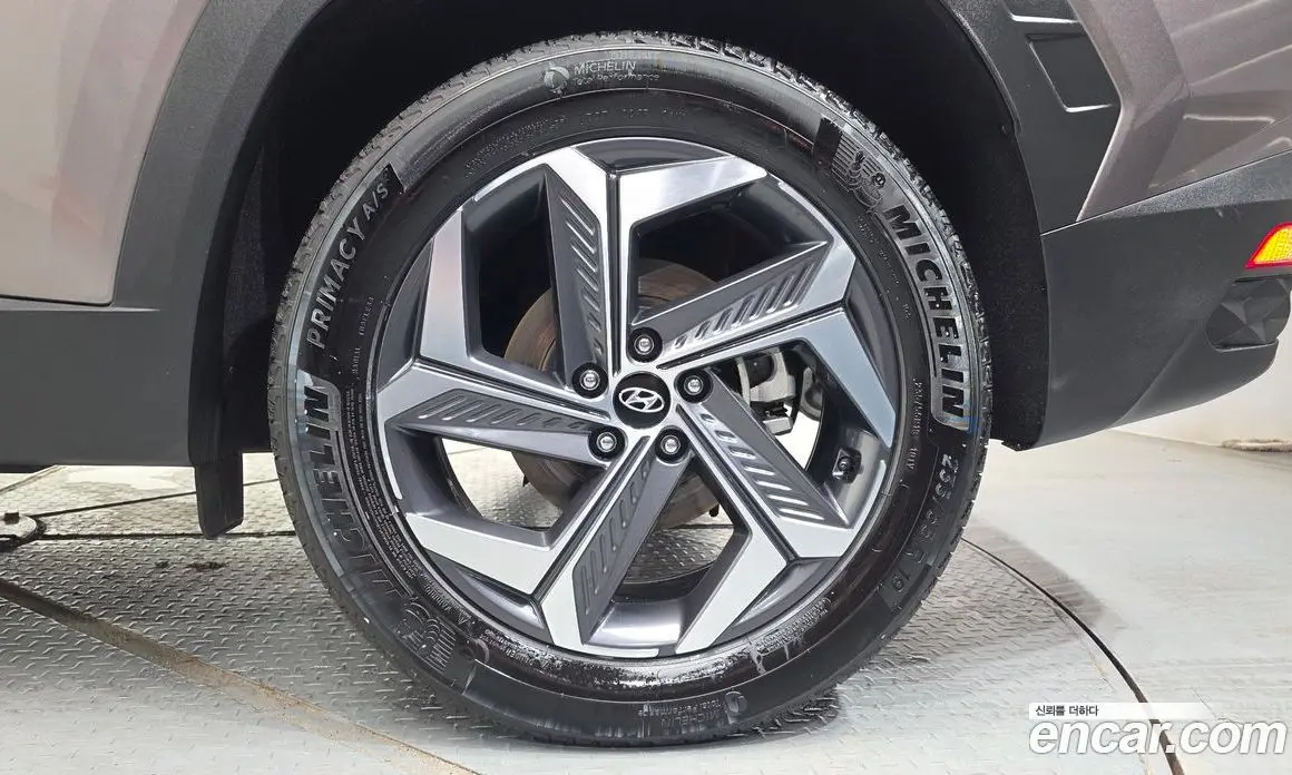 Hyundai Tucson 2023 1.6 автомат (гидро), фото 6