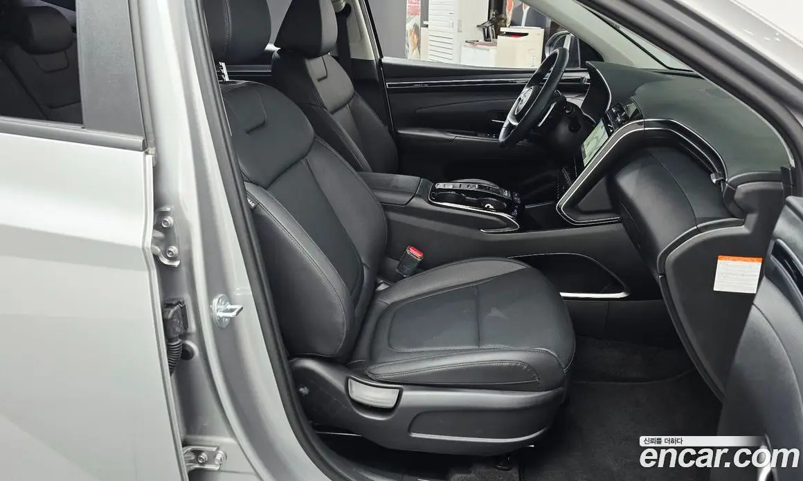 Hyundai Tucson 2023 1.6 автомат (гидро), фото 12