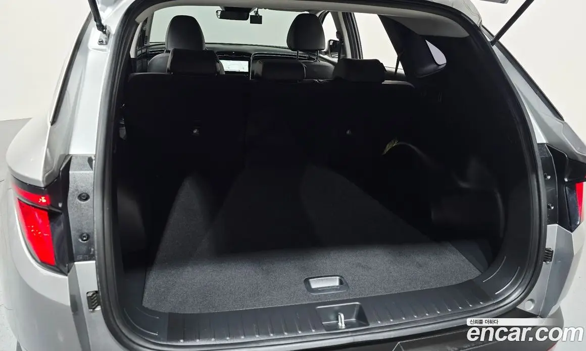 Hyundai Tucson 2023 1.6 автомат (гидро), фото 20
