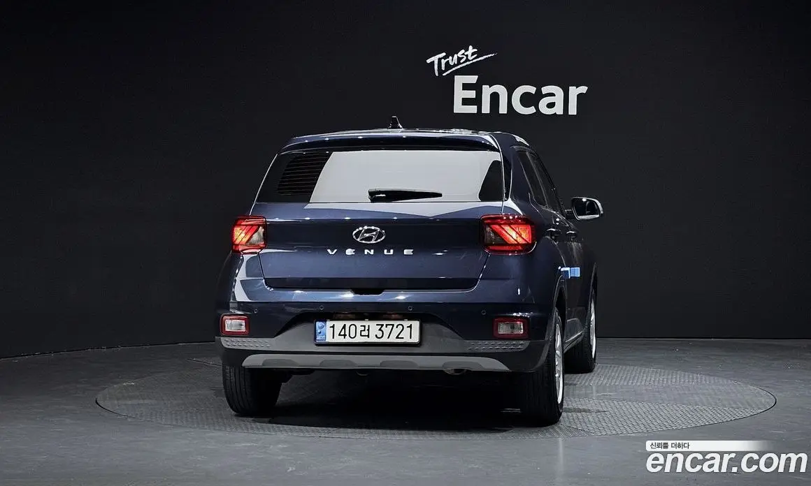 Hyundai Venue 2021 1.6 автомат (гидро), фото 3