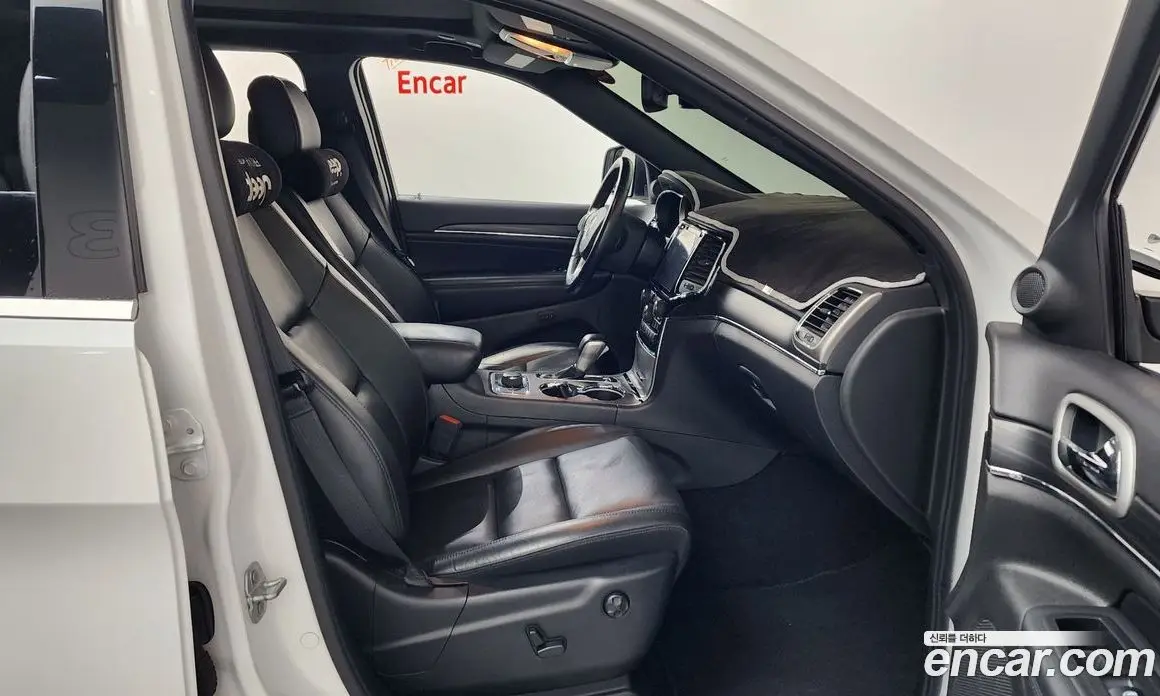 Jeep Cherokee 2021 3.6 автомат (гидро), фото 31