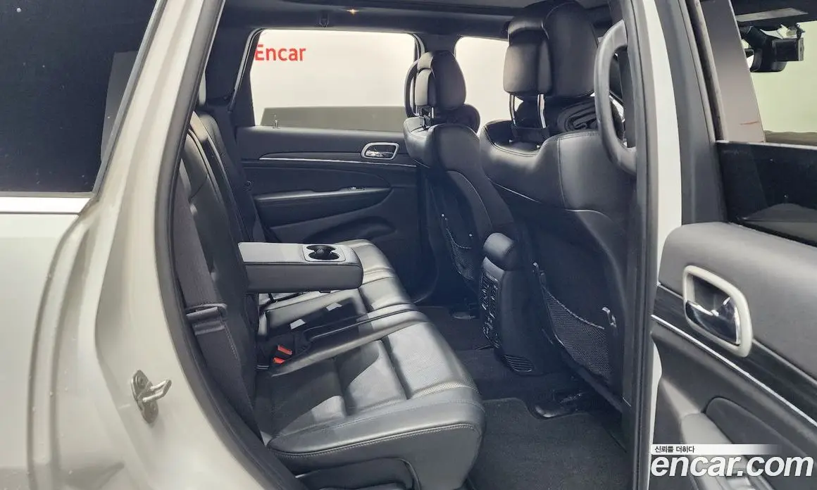 Jeep Cherokee 2021 3.6 автомат (гидро), фото 32