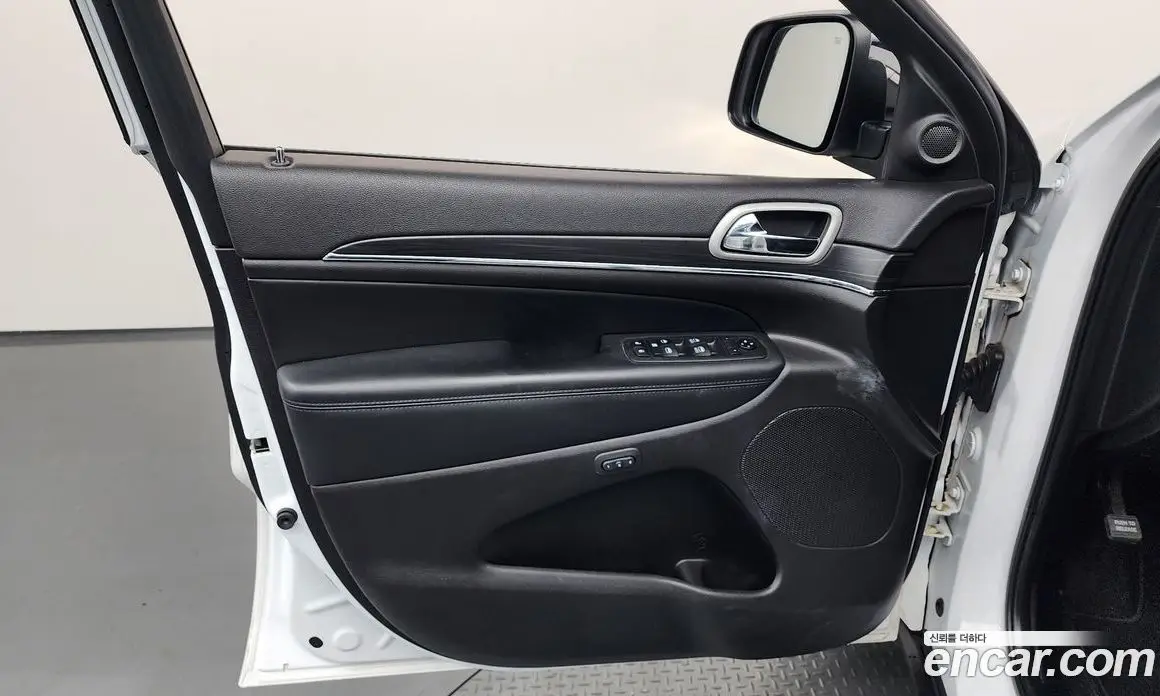 Jeep Cherokee 2021 3.6 автомат (гидро), фото 33