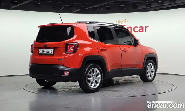 Jeep Renegade 2017 2.4 автомат (гидро), миниатюра 2