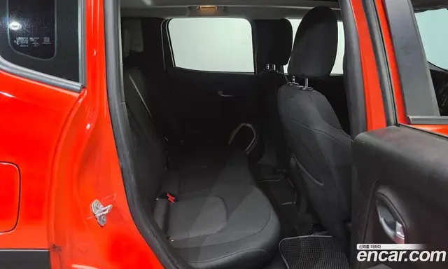 Jeep Renegade 2017 2.4 автомат (гидро), миниатюра 11