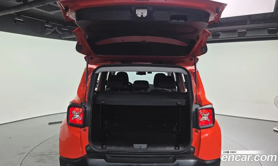 Jeep Renegade 2017 2.4 автомат (гидро), фото 20