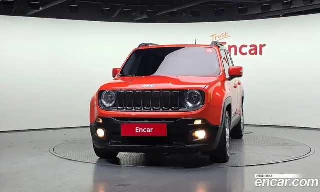 Jeep Renegade 2017 2.4 автомат (гидро), миниатюра 3