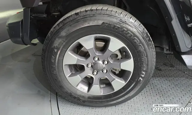 Jeep Wrangler 2019 2.0 автомат (гидро), миниатюра 5