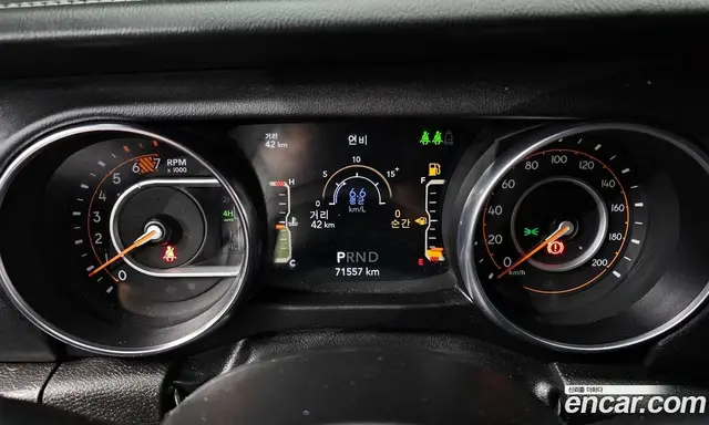 Jeep Wrangler 2022 2.0 автомат (гидро), миниатюра 11