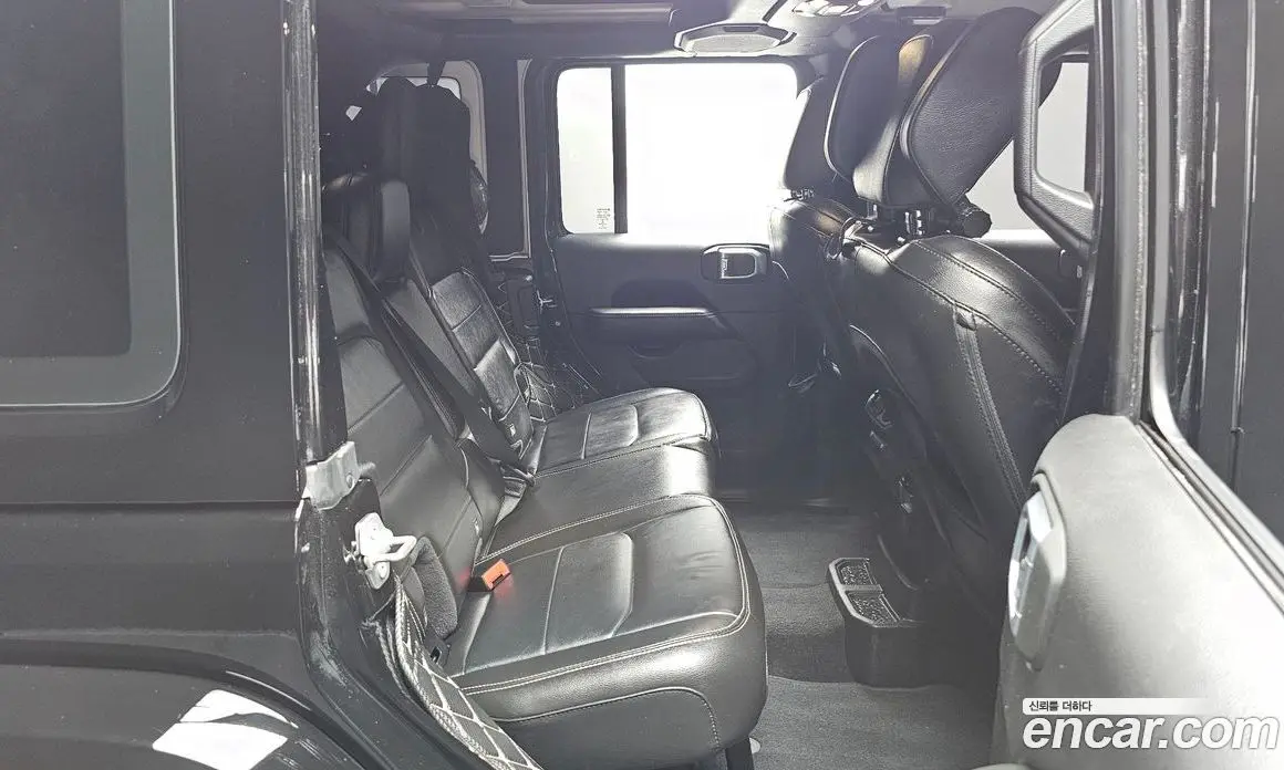 Jeep Wrangler 2022 2.0 автомат (гидро), фото 17