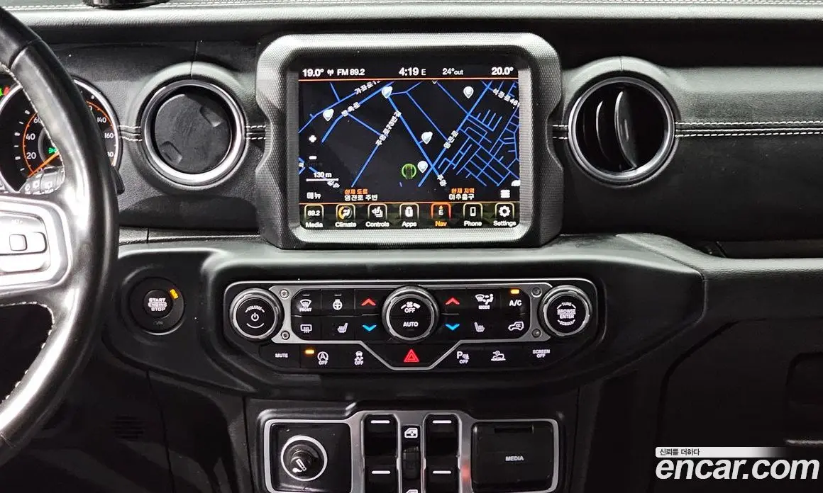 Jeep Wrangler 2022 2.0 автомат (гидро), фото 20