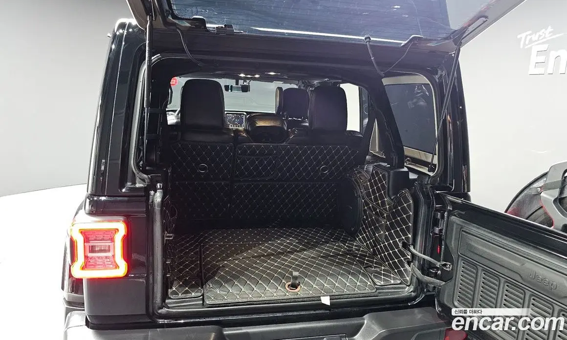 Jeep Wrangler 2022 2.0 автомат (гидро), фото 26